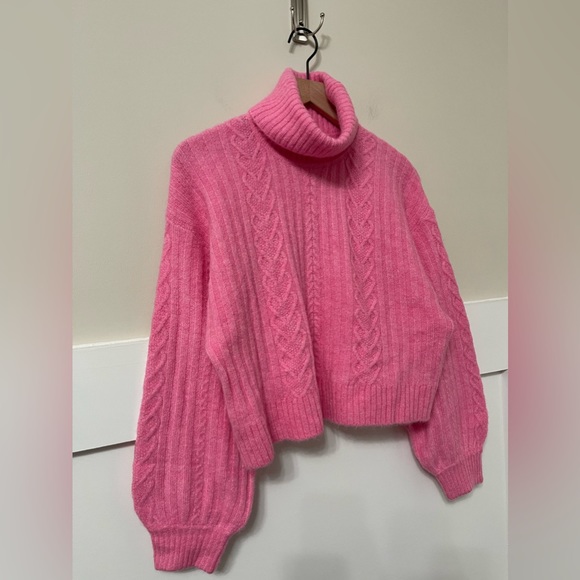Divide H&M Pink Knit Puff Sleeve Wool Blend Soft Turtleneck Sweater Size Medium - Picture 4 of 8